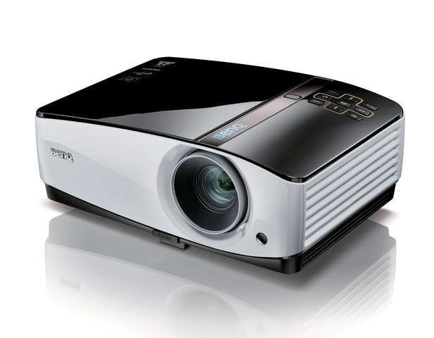 Eladó Már csak volt!!! BenQ MX750 XGA projektor (DLP; 3D, 3000 AL, 3000:1, 1,6x, 4000h(Eco), 1.39-2.23( - olcsó, Új Eladó Már csak volt!!! - Miskolc ( Borsod-Abaúj-Zemplén ) fotó