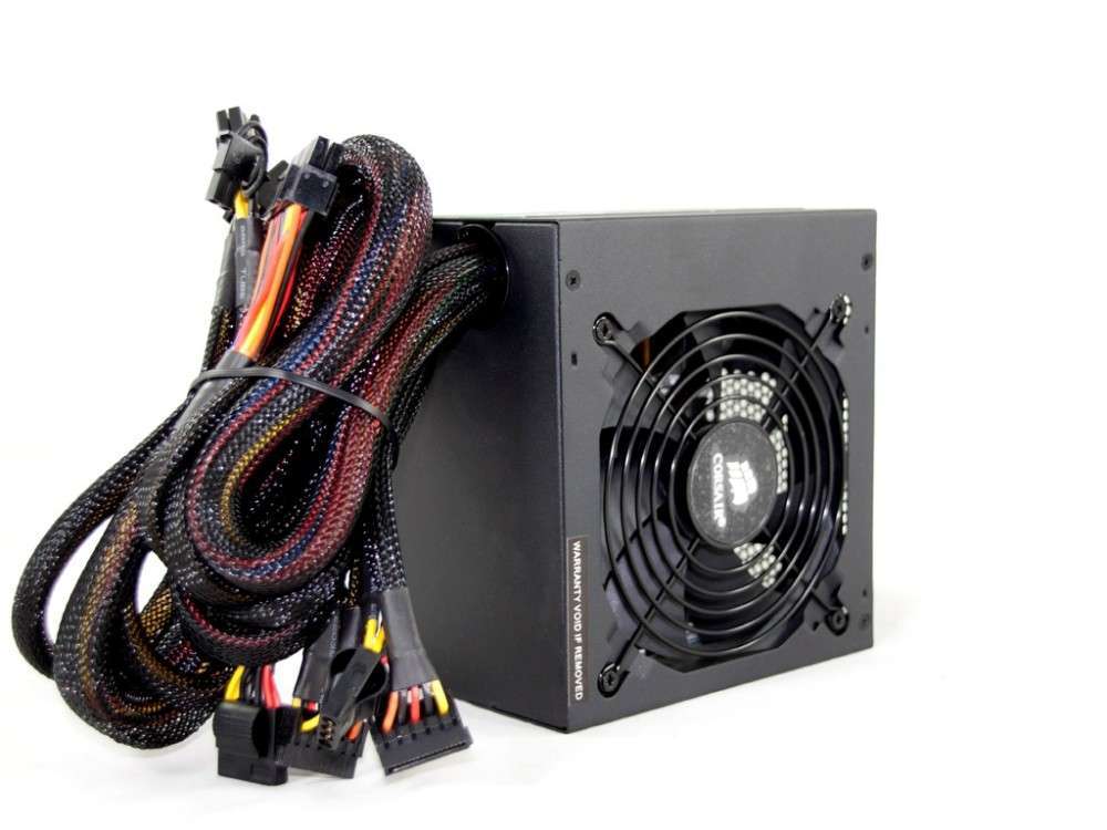 Eladó Már csak volt!!! Corsair CMPSU-600CXV2EU tápegység 600W Builder Series ( 3 év) - olcsó, Új Eladó Már csak volt!!! - Miskolc ( Borsod-Abaúj-Zemplén ) fotó