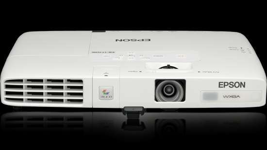 Eladó Már csak volt!!! Epson EB-1770W projektor ( Szervizben 3 év ) - olcsó, Új Eladó Már csak volt!!! - Miskolc ( Borsod-Abaúj-Zemplén ) fotó