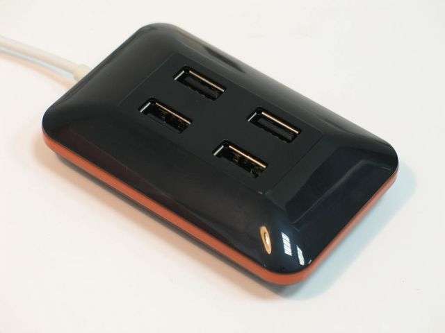 Eladó Már csak volt!!! 4 portos USB HUB felső csatlakozós ( 1 év ) - olcsó, Új Eladó Már csak volt!!! - Miskolc ( Borsod-Abaúj-Zemplén ) fotó